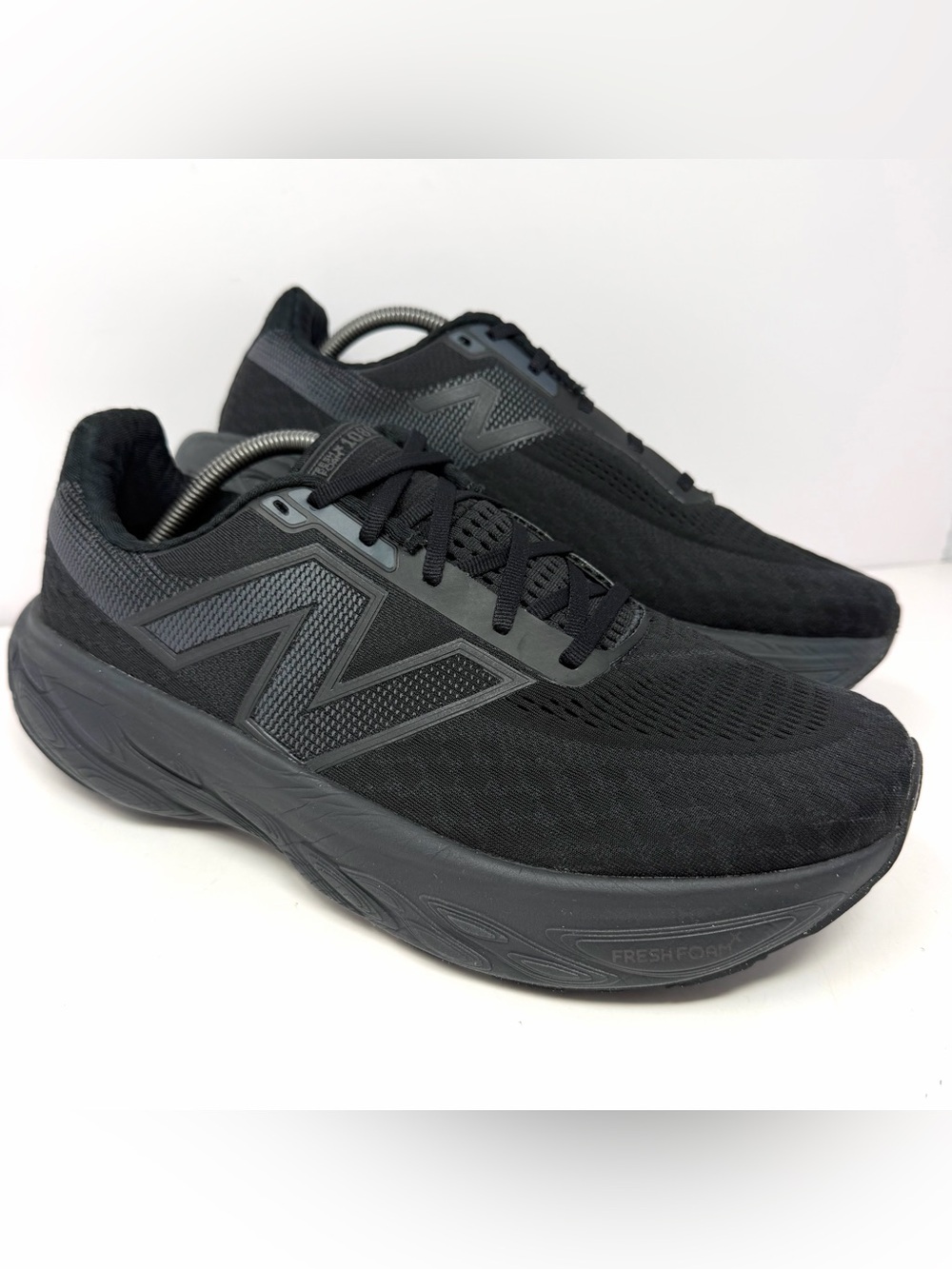 New Balance Men’s Fresh Foam X 1080v14 Running Shoes Sz 11 4E Black Sneaker GUC